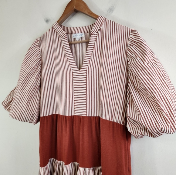 She + Sky Tiered Midi Dress - Picture 2 of 6